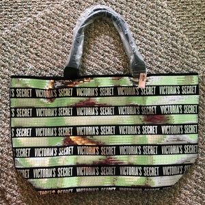 Victoria’s Secret NWT sequin bag large